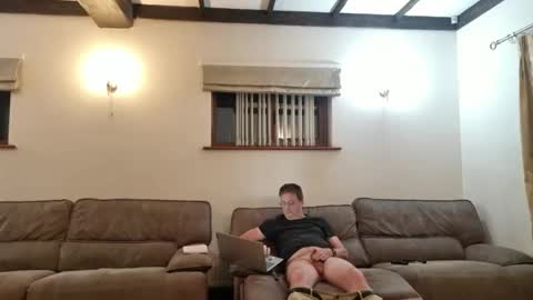 johnathan_stuart33 online show from May 2026 10:55:01 PM