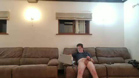 johnathan_stuart33 online show from June 2026 12:50:01 AM