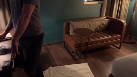 J online show from December 2024 05:15:01 AM