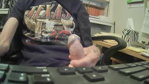 Snapshot of johngp777 chatting on June 2026 04:31:02 PM johngp777 online show from June 2026 04:31:02 PM