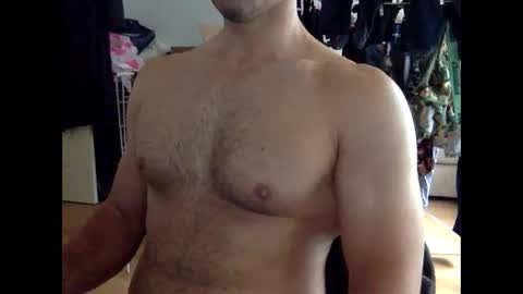 Snapshot of johnhotxxxx chatting on November 2025 01:18:02 AM LETSPLAY online show from November 2025 01:18:02 AM