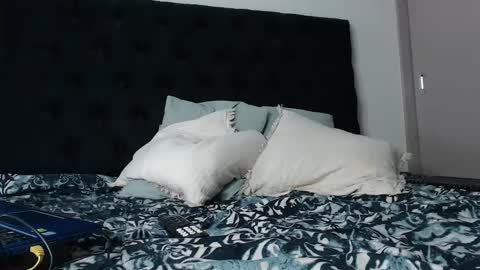 john online show from September 2025 08:30:02 PM