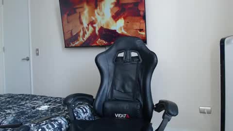 john online show from September 2025 03:45:01 PM