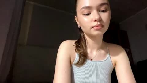 Luna 3 online show from June 2026 04:23:01 PM