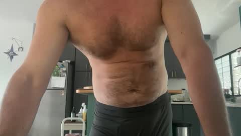 Johnny Blue Eyes online show from April 2026 12:32:01 PM