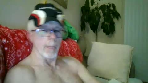 Snapshot of johnnyrocket12345678 chatting on December 2024 04:41:01 AM johnnyrocket12345678 online show from December 2024 04:41:01 AM