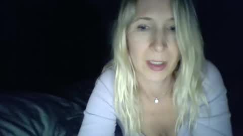johnnyspoton4 online show from May 2026 03:33:02 AM