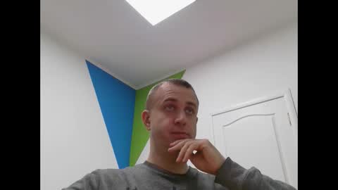 johnoreon online show from February 2025 07:04:02 AM