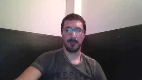 Snapshot of johnparis7575 chatting on October 2025 10:25:02 PM Johnfrench online show from October 2025 10:25:02 PM