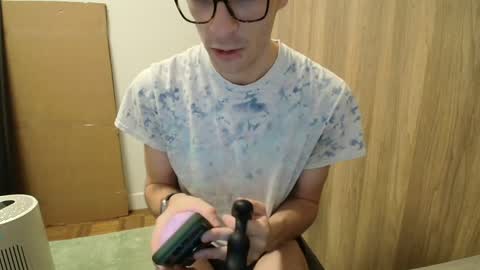 johnresmain online show from May 2026 10:36:01 PM