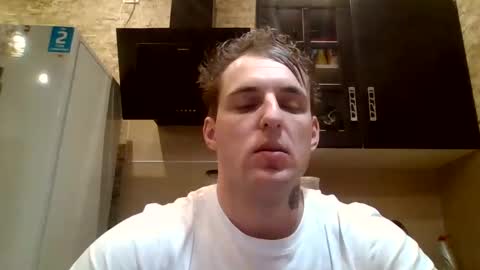 johny27 online show from December 2024 04:03:02 PM