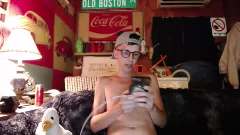 Snapshot of johstondude chatting on June 2026 01:52:02 AM Johston online show from June 2026 01:52:02 AM