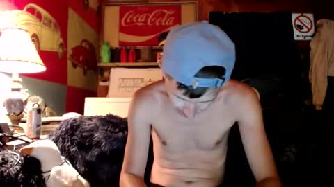 Snapshot of johstondude chatting on June 2026 01:58:01 AM Johston online show from June 2026 01:58:01 AM