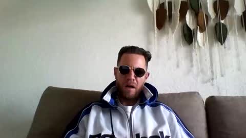 jojo19844 online show from March 2026 11:39:02 AM