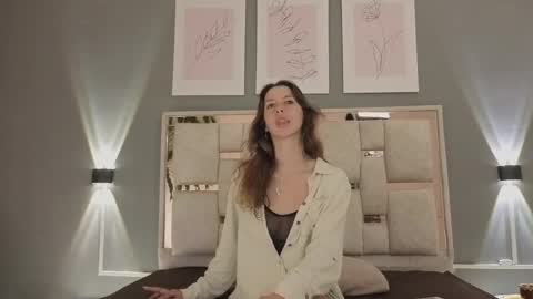 jolie_lov online show from November 2025 02:07:02 PM