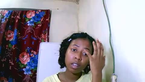 Snapshot of joliekah27 chatting on January 2025 05:13:01 PM joliekah27 online show from January 2025 05:13:01 PM