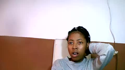 Snapshot of joliekah27 chatting on February 2025 05:04:01 AM joliekah27 online show from February 2025 05:04:01 AM