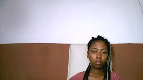 Snapshot of joliekah27 chatting on February 2025 04:19:02 PM joliekah27 online show from February 2025 04:19:02 PM