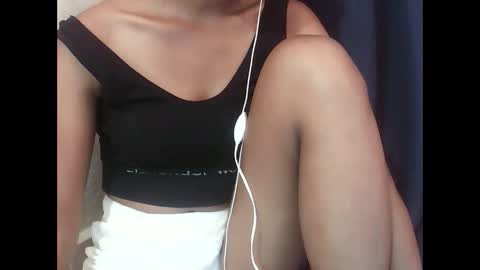 joliekah27 online show from February 2026 08:15:02 AM