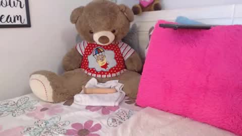 Joliet online show from April 2026 01:54:01 AM