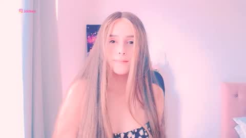 Snapshot of joliinee chatting on October 2025 06:17:01 PM ArianaJoliiee online show from October 2025 06:17:01 PM