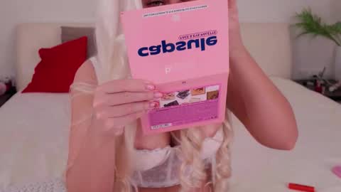 Belle online show from October 2025 01:25:01 AM