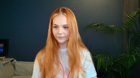 Snapshot of jolly_bean chatting on January 2025 12:31:01 PM Polly  online show from January 2025 12:31:01 PM