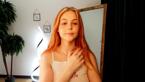 Snapshot of jolly_bean chatting on January 2025 08:36:01 AM Polly  online show from January 2025 08:36:01 AM