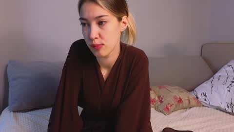 Viola online show from October 2025 11:09:02 AM