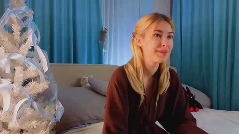 Viola online show from December 2025 11:17:01 AM