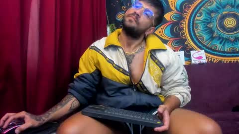 Jonathan RiversNew online show from February 2025 03:08:01 AM