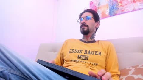 jonathan_sinn online show from June 2026 03:40:01 AM