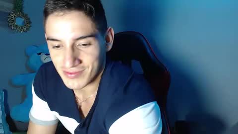 jonathancast08 online show from February 2025 01:41:02 PM