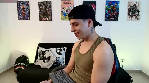 Instagram jonathanfit14 online show from April 2026 01:42:02 AM