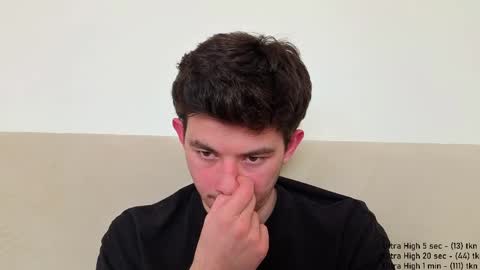 jonhy_merlin online show from April 2026 01:41:01 PM