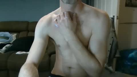 Snapshot of jonlow1 chatting on February 2025 05:50:01 PM jonlow1 online show from February 2025 05:50:01 PM