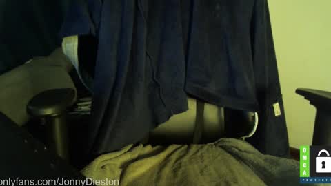 Snapshot of jonnydieston777 chatting on February 2025 03:43:02 AM JonnyDieston online show from February 2025 03:43:02 AM