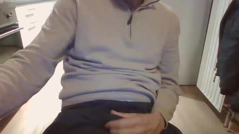 Snapshot of jop55 chatting on October 2025 08:24:02 PM Jop55 online show from October 2025 08:24:02 PM