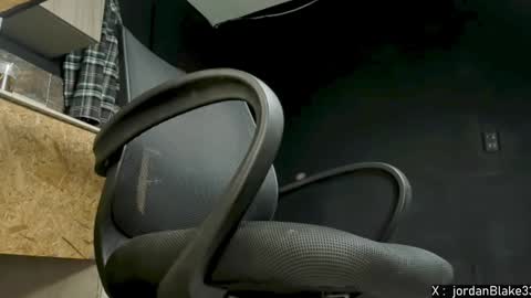 jordan33blake online show from December 2024 12:19:02 PM