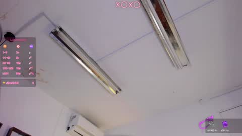 Snapshot of jordansmiith_ chatting on January 2025 01:11:02 AM Jordan Smith online show from January 2025 01:11:02 AM