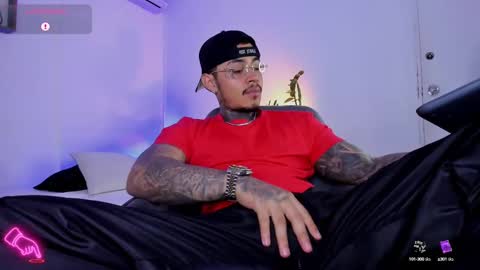 Snapshot of jordansmiith_ chatting on February 2025 09:43:01 PM Jordan Smith online show from February 2025 09:43:01 PM