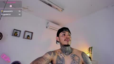 Snapshot of jordansmiith_ chatting on February 2025 12:03:01 AM Jordan Smith online show from February 2025 12:03:01 AM