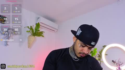 Snapshot of jordansmiith_ chatting on October 2025 08:39:02 PM Jordan Smith online show from October 2025 08:39:02 PM