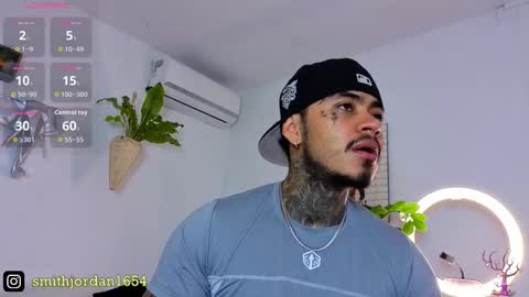 Snapshot of jordansmiith_ chatting on October 2025 09:47:02 PM Jordan Smith online show from October 2025 09:47:02 PM