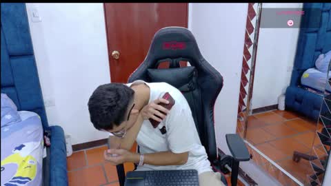 jose_rumbero91 online show from April 2026 06:57:01 AM