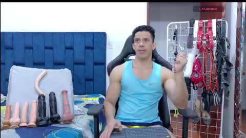 jose_rumbero91 online show from April 2026 02:04:02 AM