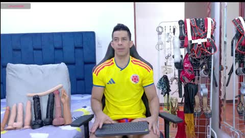 jose_rumbero91 online show from June 2026 12:53:01 PM