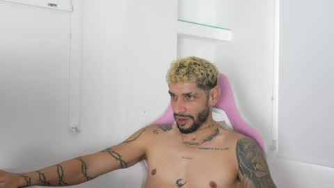 jose_wc online show from April 2026 04:43:02 PM