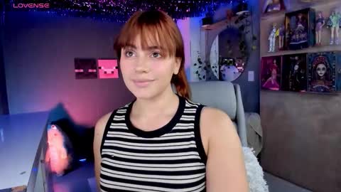 Sofia Garcia online show from November 2025 06:41:02 PM