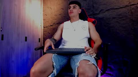 JOSEPH  online show from November 2025 11:43:01 AM